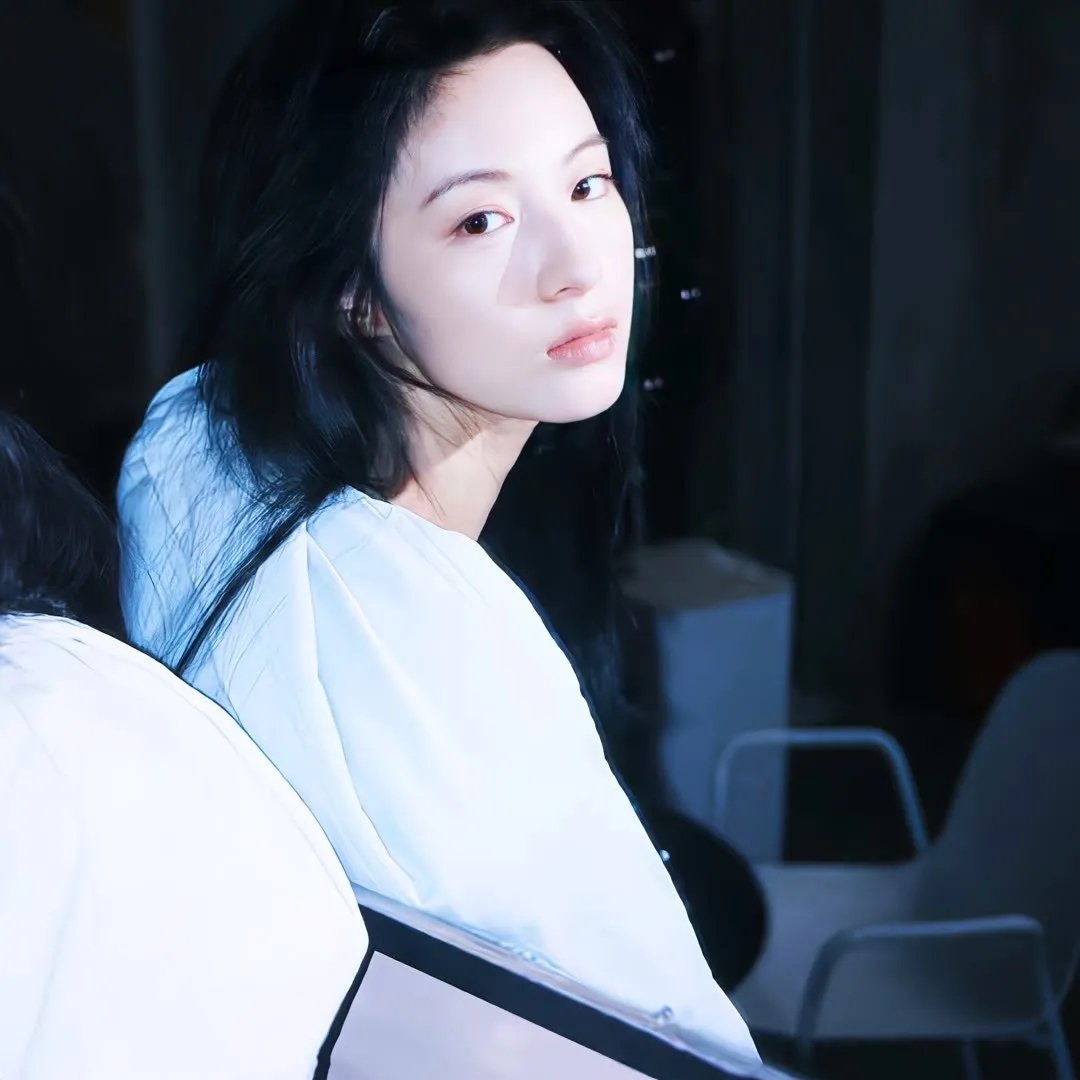 四个女人的故事封面